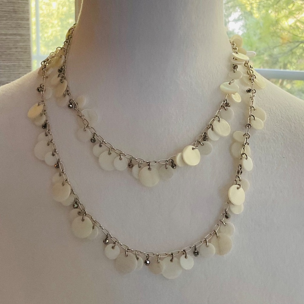 Stella & Dot Toujours MOP Coin Necklace 38" - Picture 3 of 6